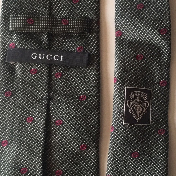 Green Gucci tie with red gg logo (SLIM) - Picture 2 of 3